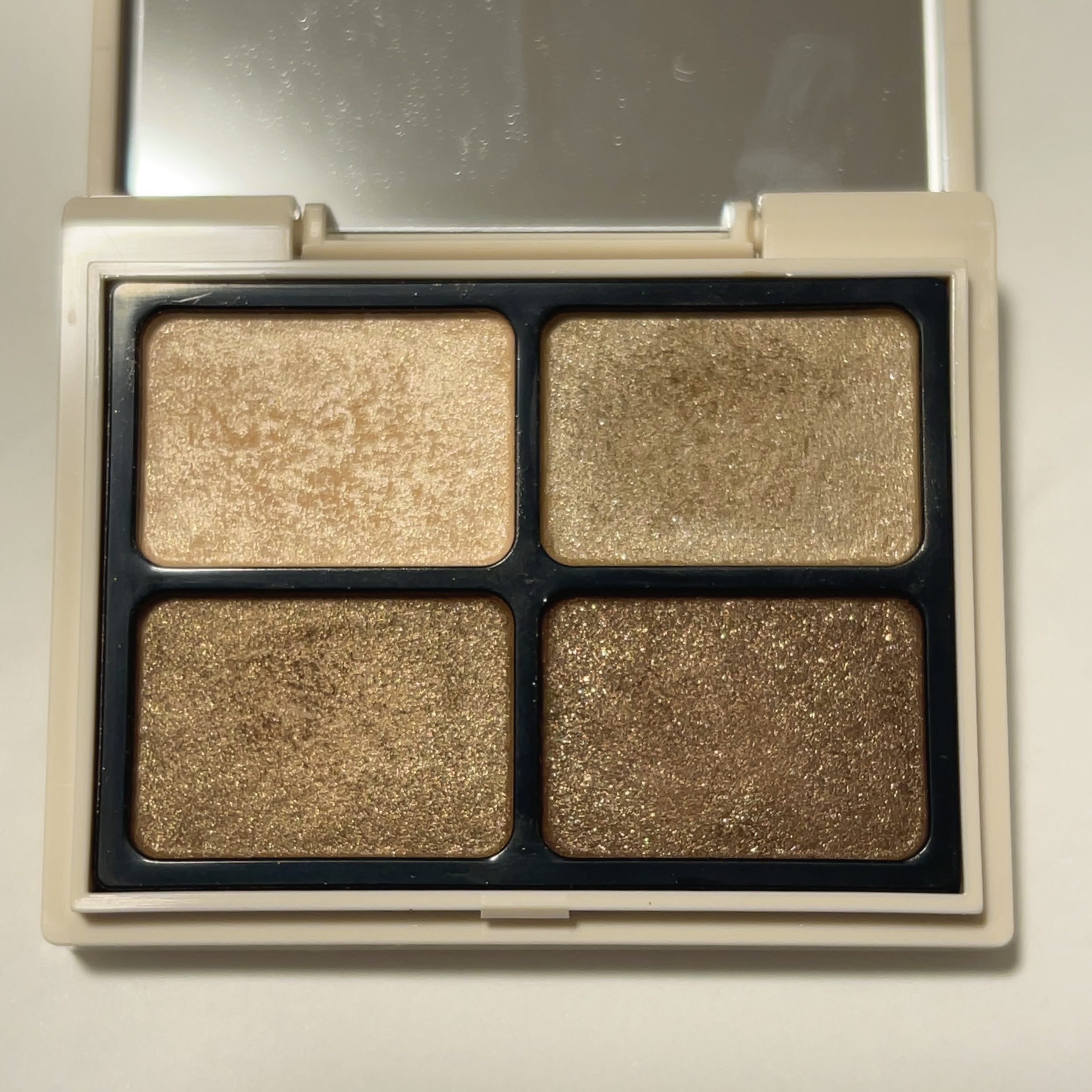 ニュアンスカラーアイズ 01 ウォルナットブラウン/Enamor/アイシャドウパレットを使ったクチコミ（1枚目）