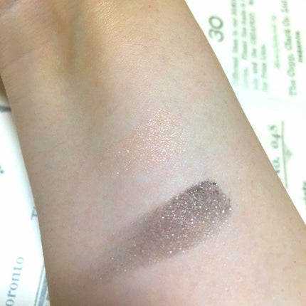 ツーカラー アイシャドウ ラメシリーズ/CEZANNE/アイシャドウパレットを使ったクチコミ(2枚目)