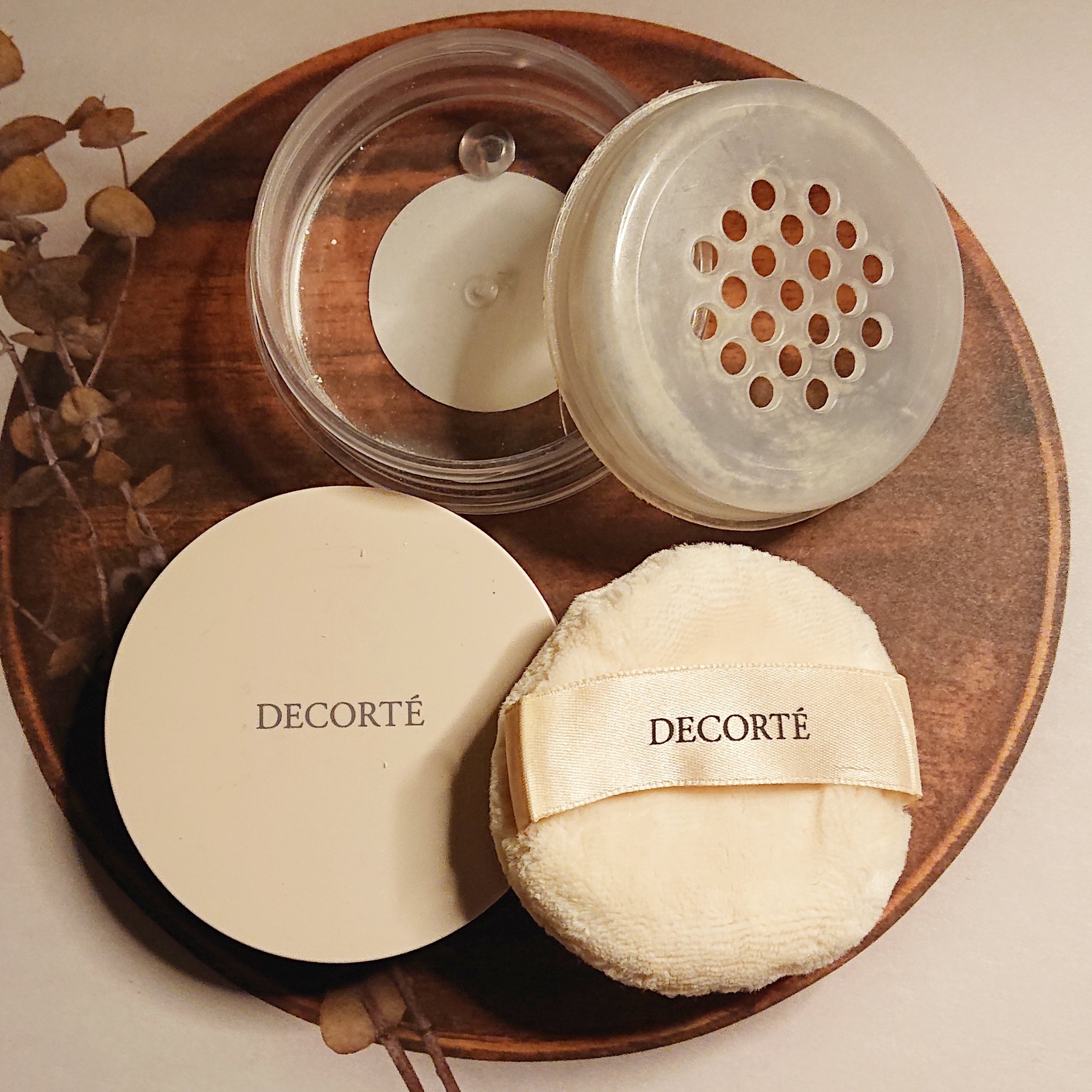 フェイスパウダー 01 blissful lavender/DECORTÉ/ルースパウダーを使ったクチコミ（2枚目）