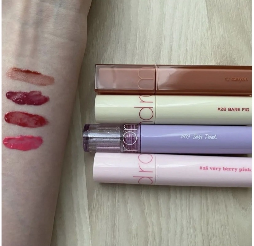 ジューシーラスティングティント/rom&nd/リップティントを使ったクチコミ（2枚目）