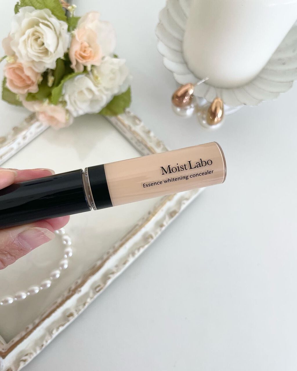モイストラボ エッセンス薬用美白コンシーラー/Moist Labo/リキッドコンシーラーを使ったクチコミ(2枚目)