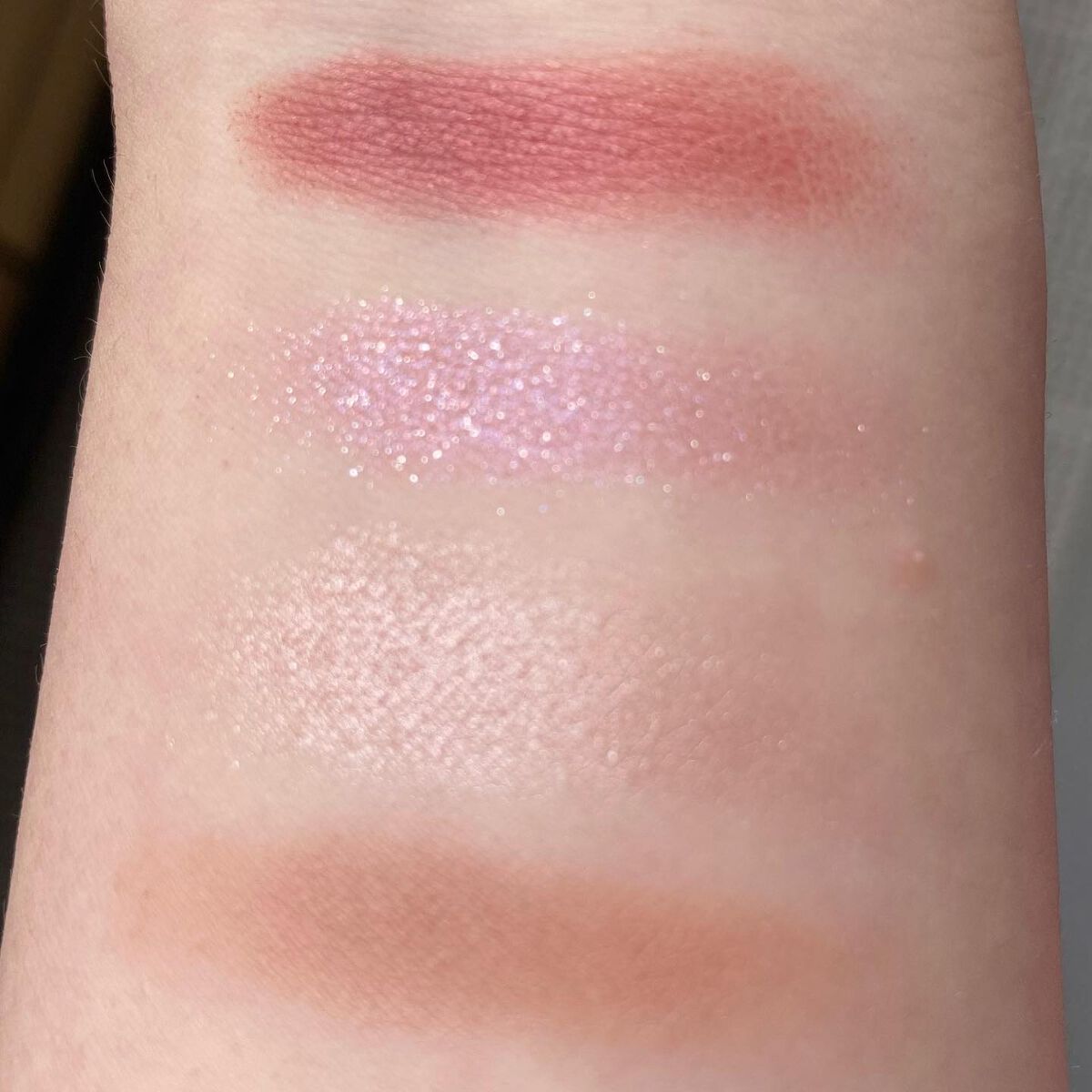 リアルクローズシャドウ/excel/アイシャドウパレットを使ったクチコミ（3枚目）