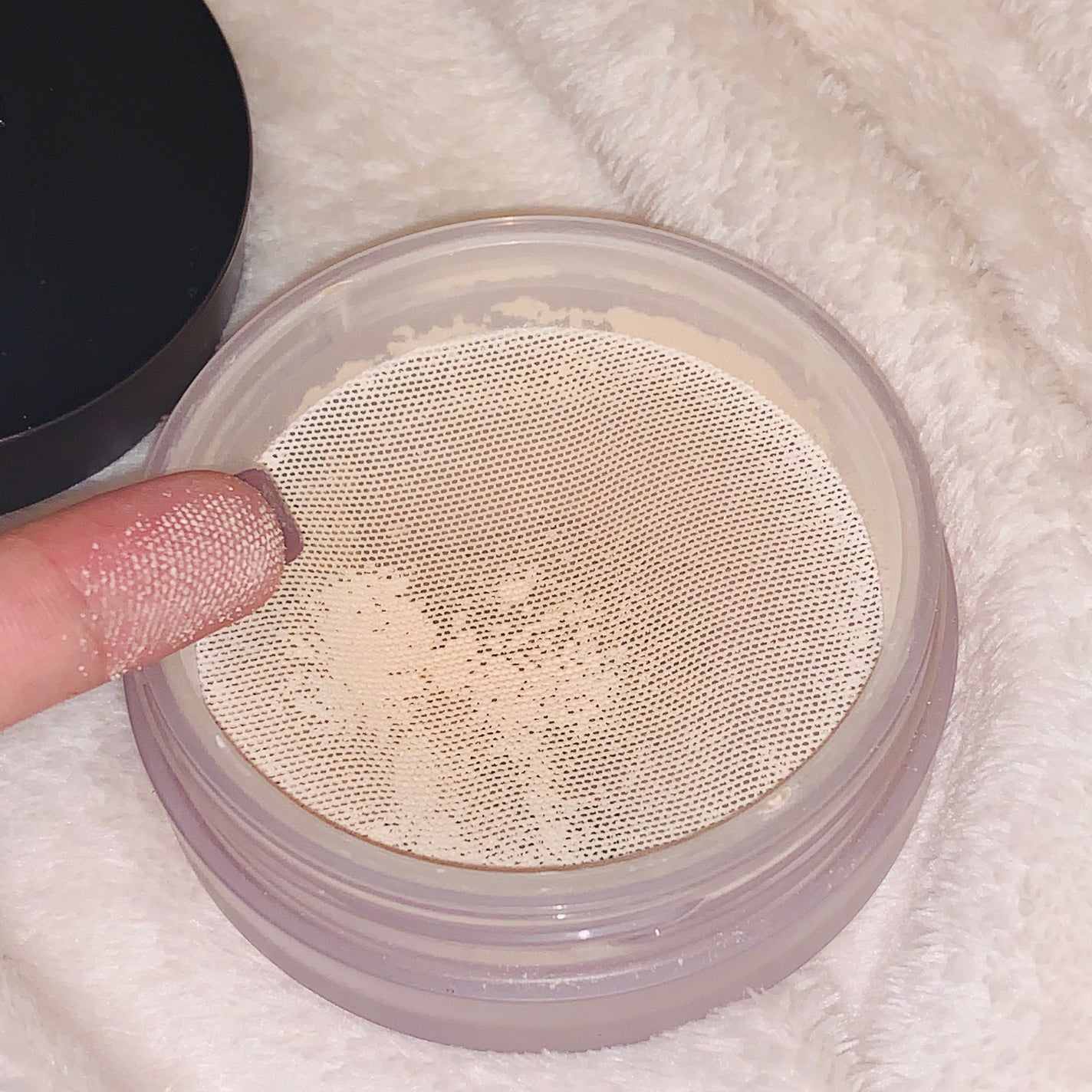 アドバンスドエシリアルスムースオペレーター ルースパウダー/THREE/ルースパウダーを使ったクチコミ(4枚目)