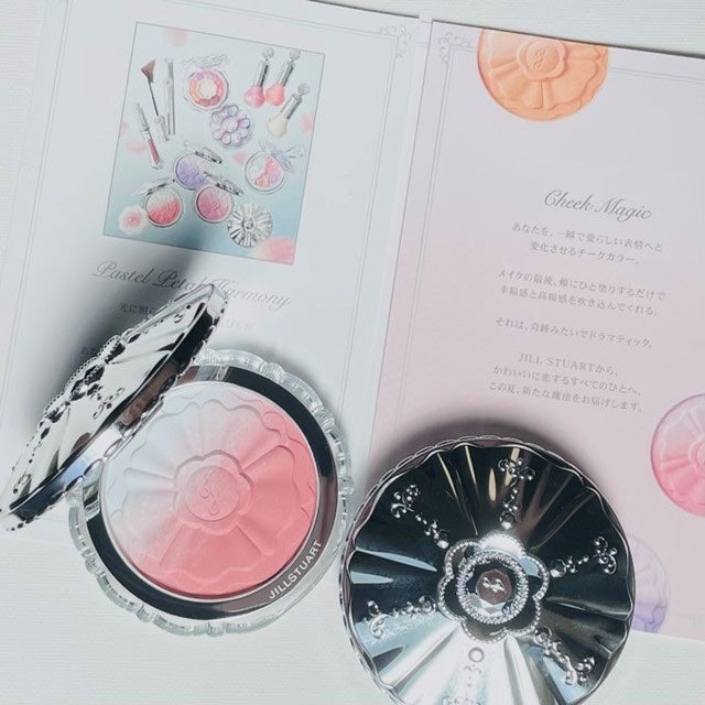 ジルスチュアート パステルペタル ブラッシュ/JILL STUART/パウダーチークを使ったクチコミ(8枚目)