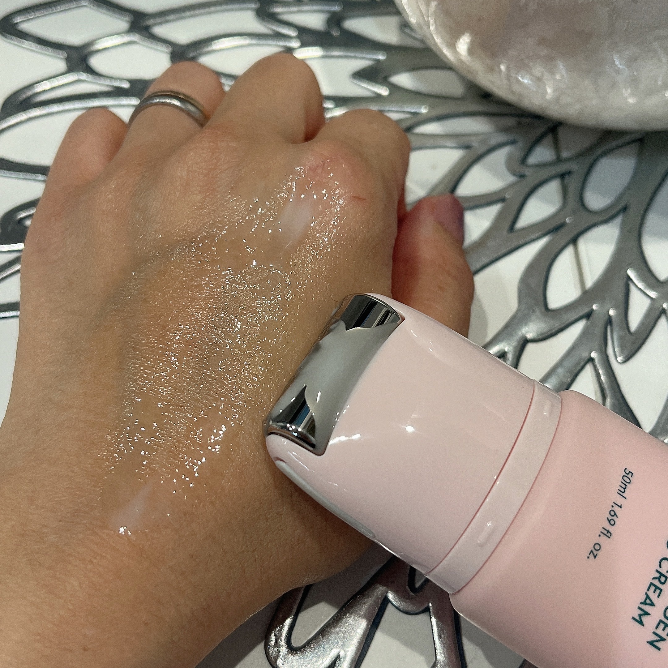 ディープトーニンググルタチオンアンプルセラム/bewants/美容液を使ったクチコミ（3枚目）