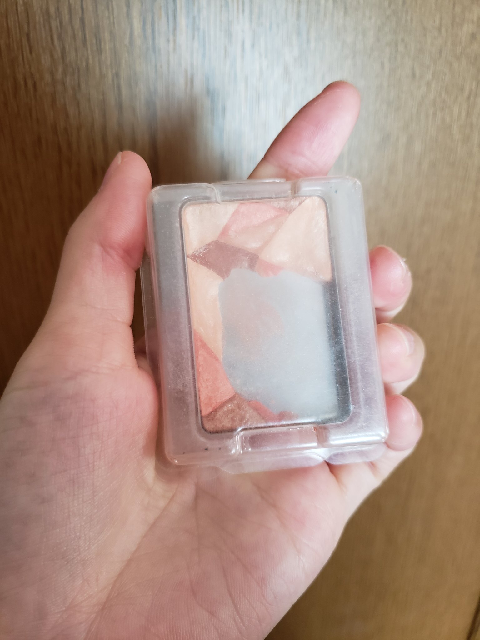 ル・レオスールデクラ  203（レフィル）/クレ・ド・ポー ボーテ/パウダーハイライトを使ったクチコミ（2枚目）