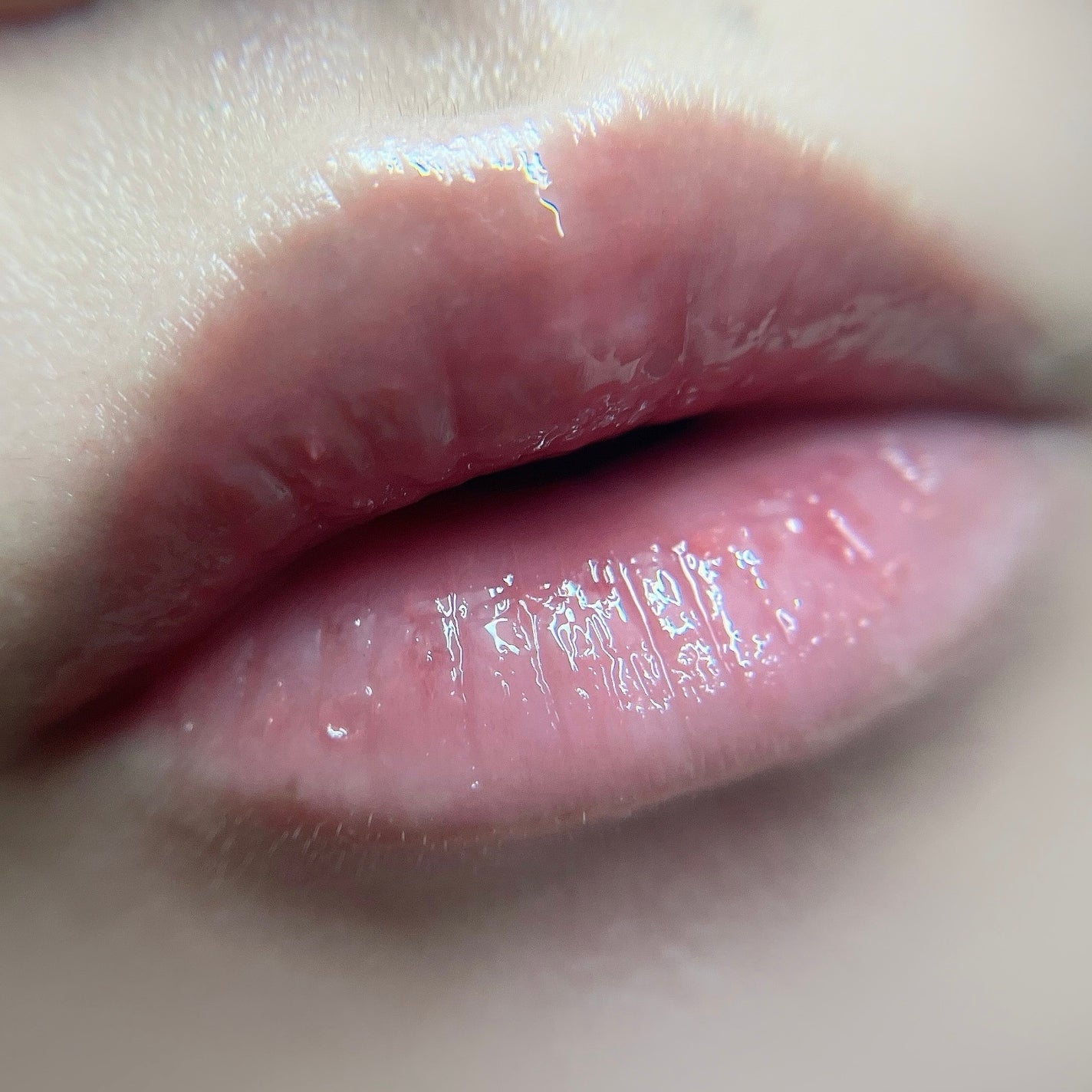 フィー 3Dボリューミンググロス/fwee/リップグロスを使ったクチコミ(3枚目)