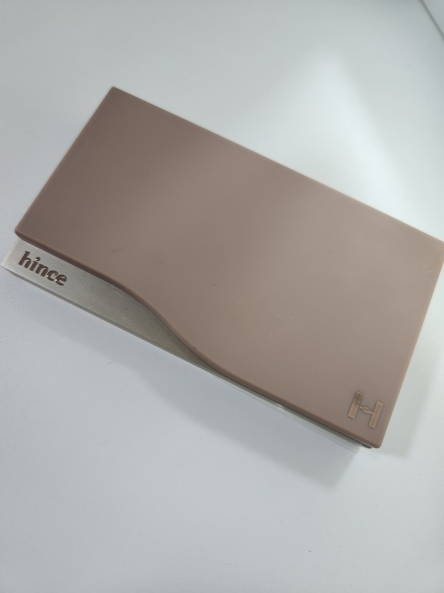 ニューデップスアイシャドウパレット/hince/アイシャドウパレットを使ったクチコミ（1枚目）