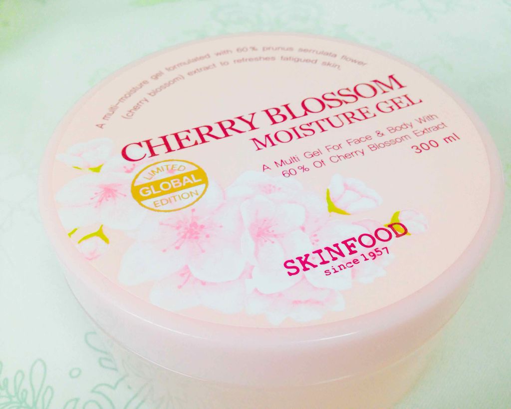 チェリーブロッサムモイスチャージェル/SKINFOOD/ボディローションを使ったクチコミ（2枚目）