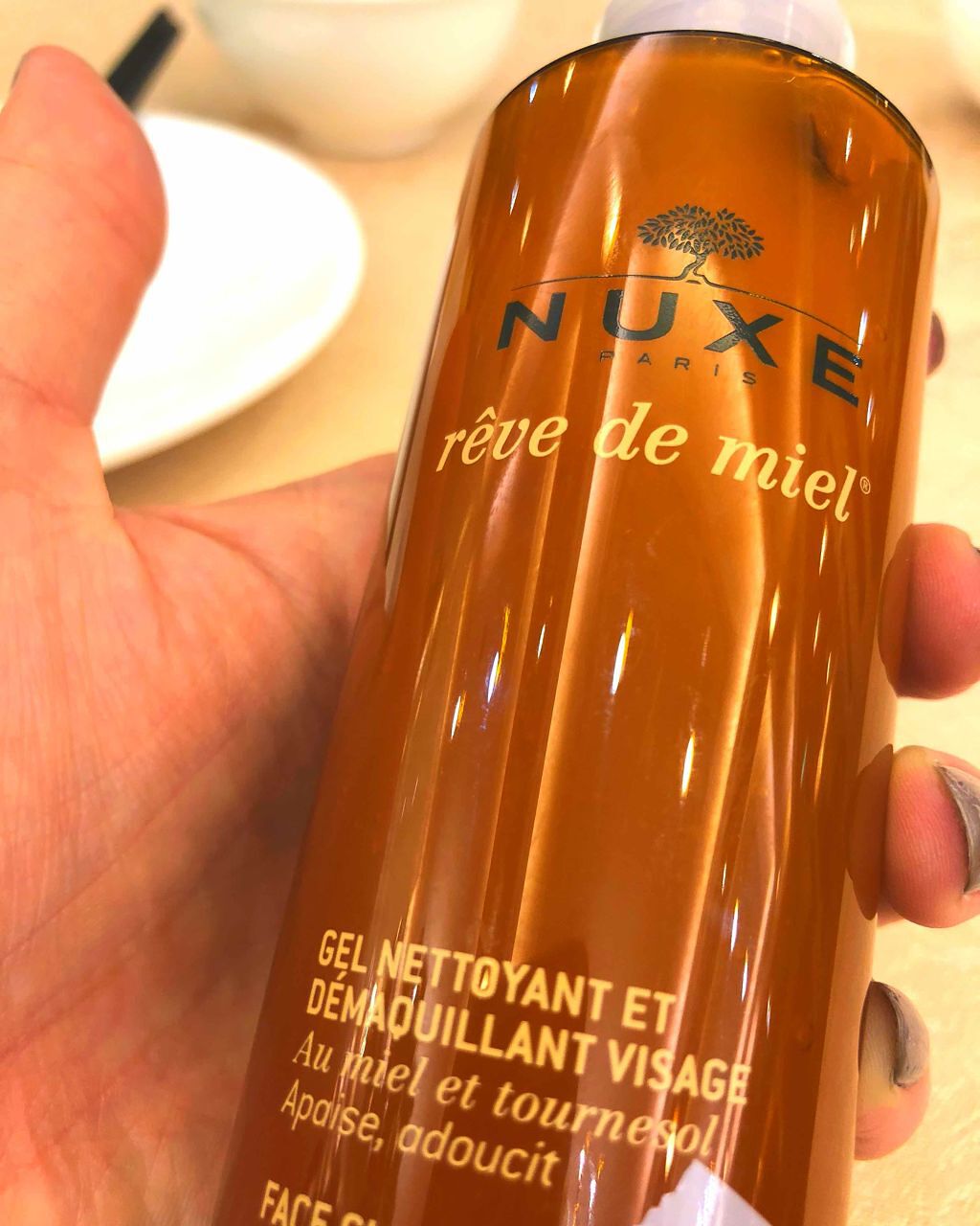 ジェル ドゥ ネトワヤン ヴィサージュ ニュクス