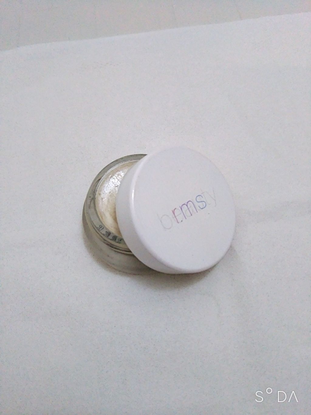 イオン デ クッション/UZU BY FLOWFUSHI/クッションファンデーションを使ったクチコミ（3枚目）