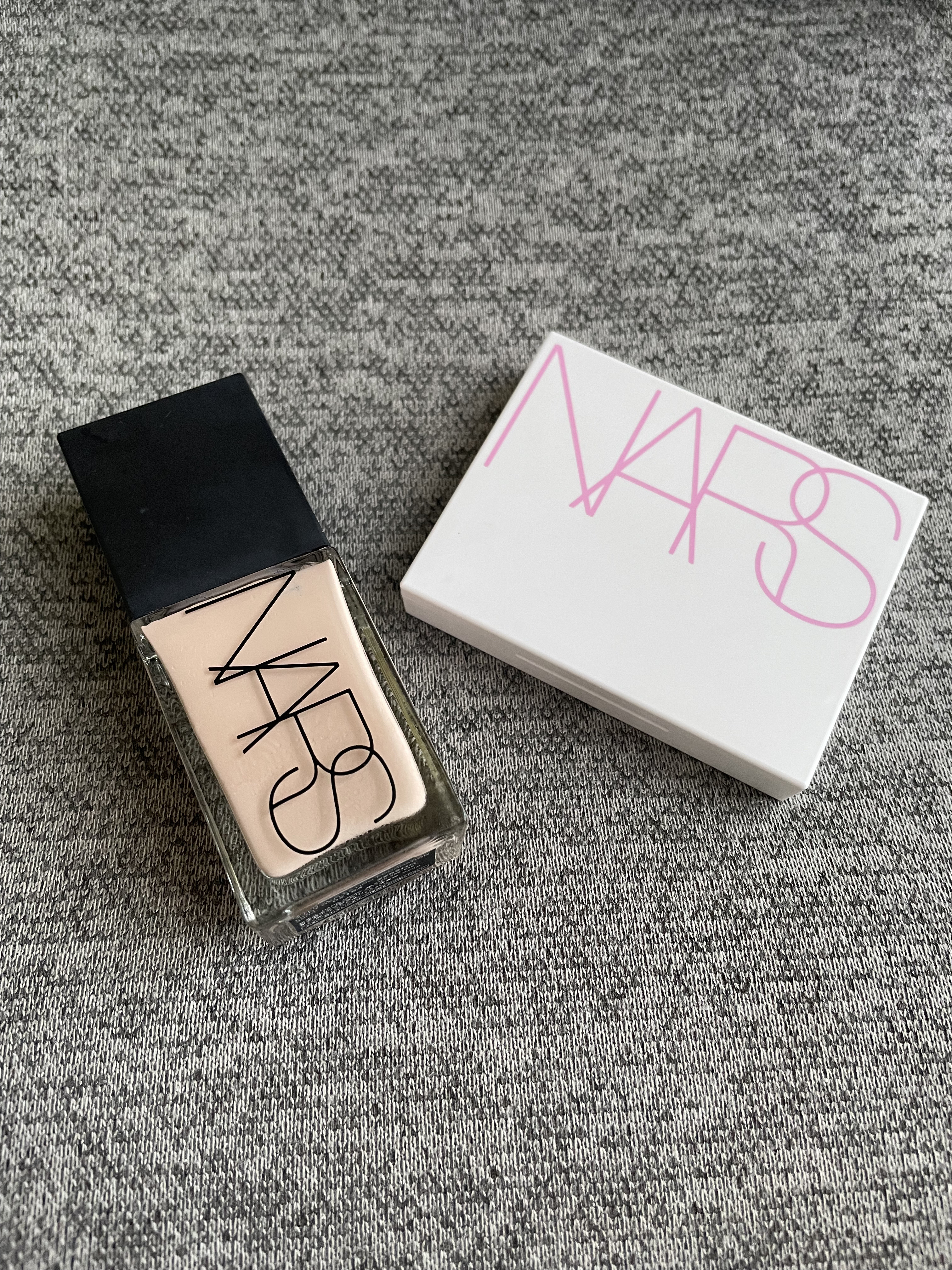 ライトリフレクティングセッティングパウダー　プレスト　N/NARS/プレストパウダーを使ったクチコミ（1枚目）