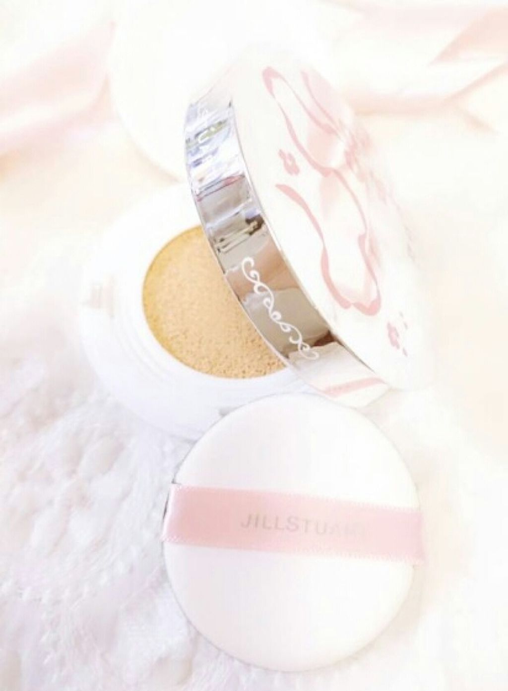 ピュアエッセンス クッションコンパクト/JILL STUART/クッションファンデーションを使ったクチコミ(1枚目)
