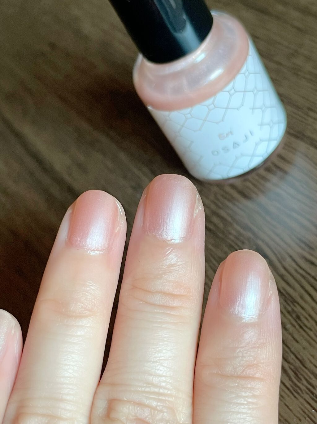 オサジ アップリフト ネイルカラー 16 Eri〈襟〉/OSAJI/マニキュアを使ったクチコミ（3枚目）