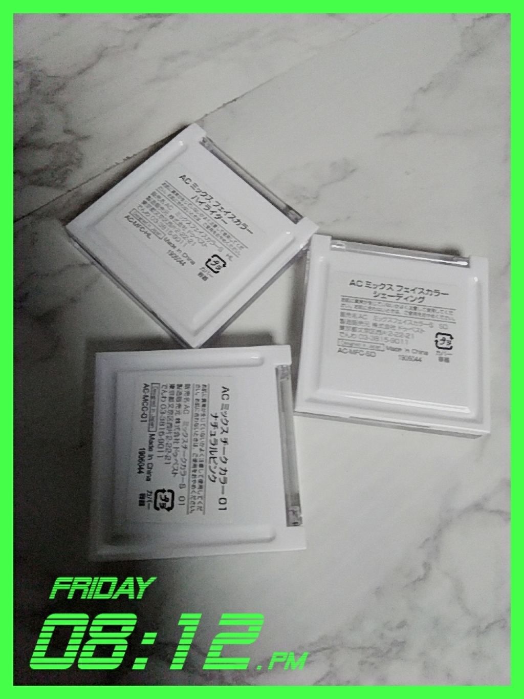 セリア セリアシェーディングパウダーのクチコミ「こんにちわ🎵だんだんなれてきたー😁(笑)
今度はハイライト、チーク、シェーデング、でーす！

.....」（3枚目）