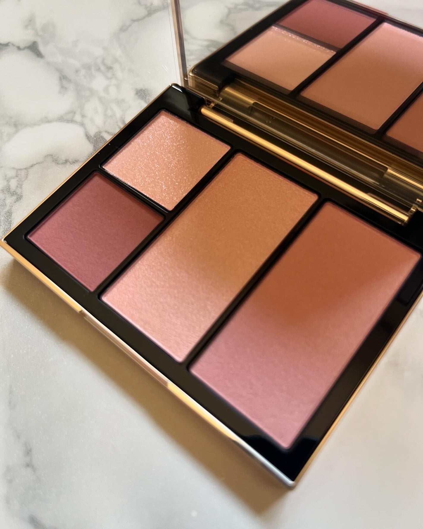 あゆみ on LIPS 「\永遠の憧れ👼❤️/・@snidelフェイススタイリスト04@..」(2枚目)