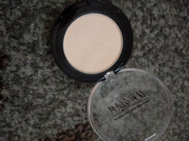 UR GLAM　NATURAL POWDER/U R GLAM/プレストパウダーを使ったクチコミ（1枚目）