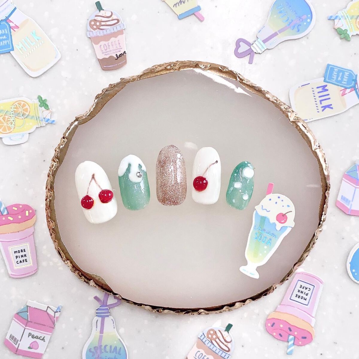 ジェルネイル(ライト対応)/セリア/ジェルネイルを使ったクチコミ(1枚目)