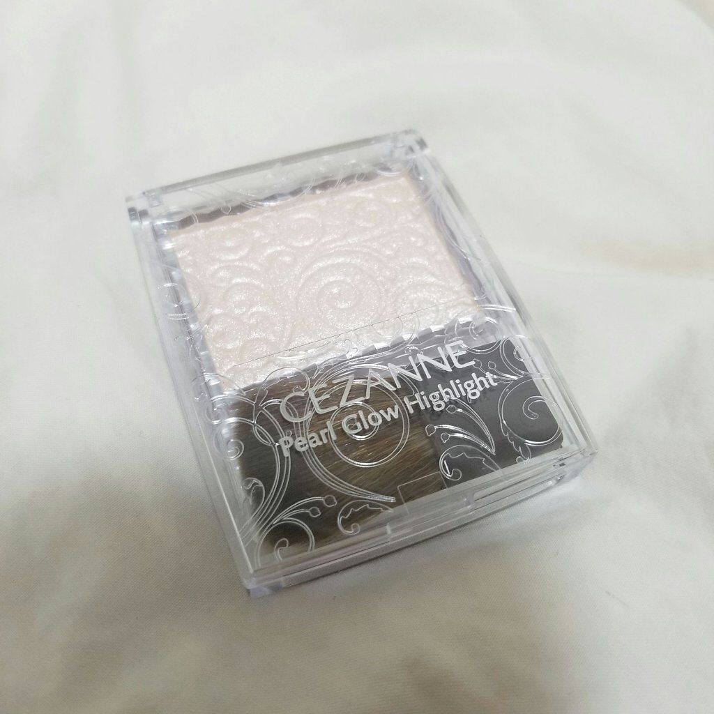 パールグロウハイライト/CEZANNE/パウダーハイライトを使ったクチコミ(1枚目)