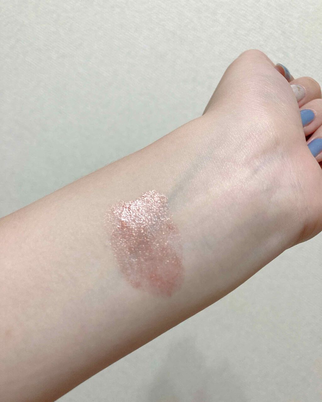 リップガラス ラブ チャイルド(ミニ)/M・A・C/リップグロスを使ったクチコミ（3枚目）