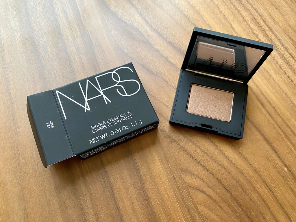シングルアイシャドー/NARS/単色アイシャドウを使ったクチコミ（1枚目）