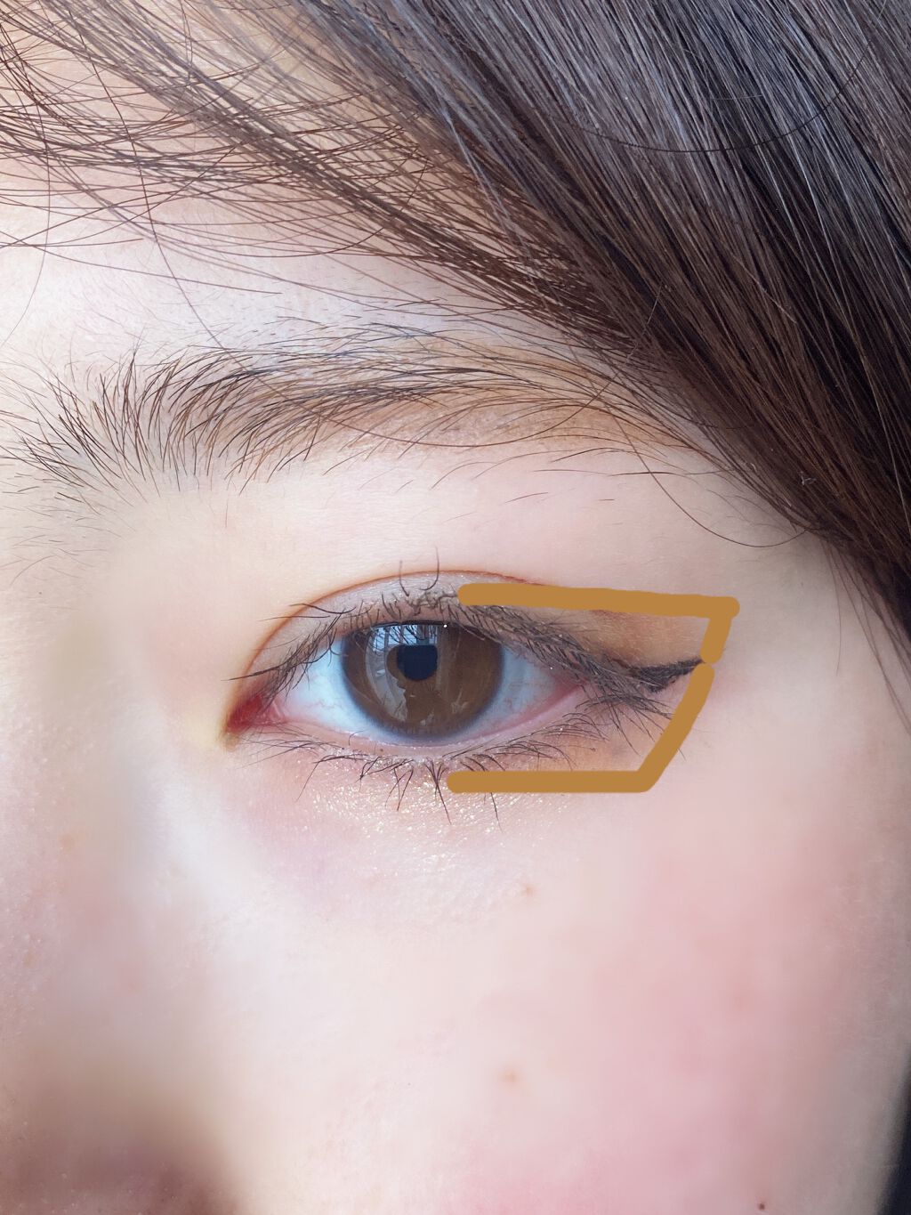 アヤメ*フォロバ on LIPS 「今、中国で流行りの平行四辺形なアイメイク🇨🇳〜〜〜アイテム〜〜..」(2枚目)