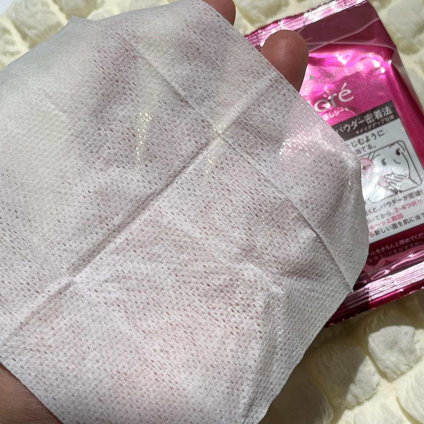 ビオレ メイク持続シート さらマット肌/ビオレ/フェイスシートを使ったクチコミ（3枚目）