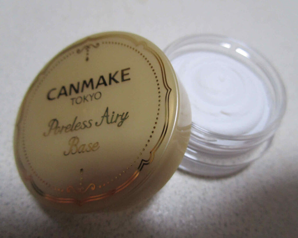 ポアレスエアリーベース/キャンメイク/化粧下地を使ったクチコミ（1枚目）