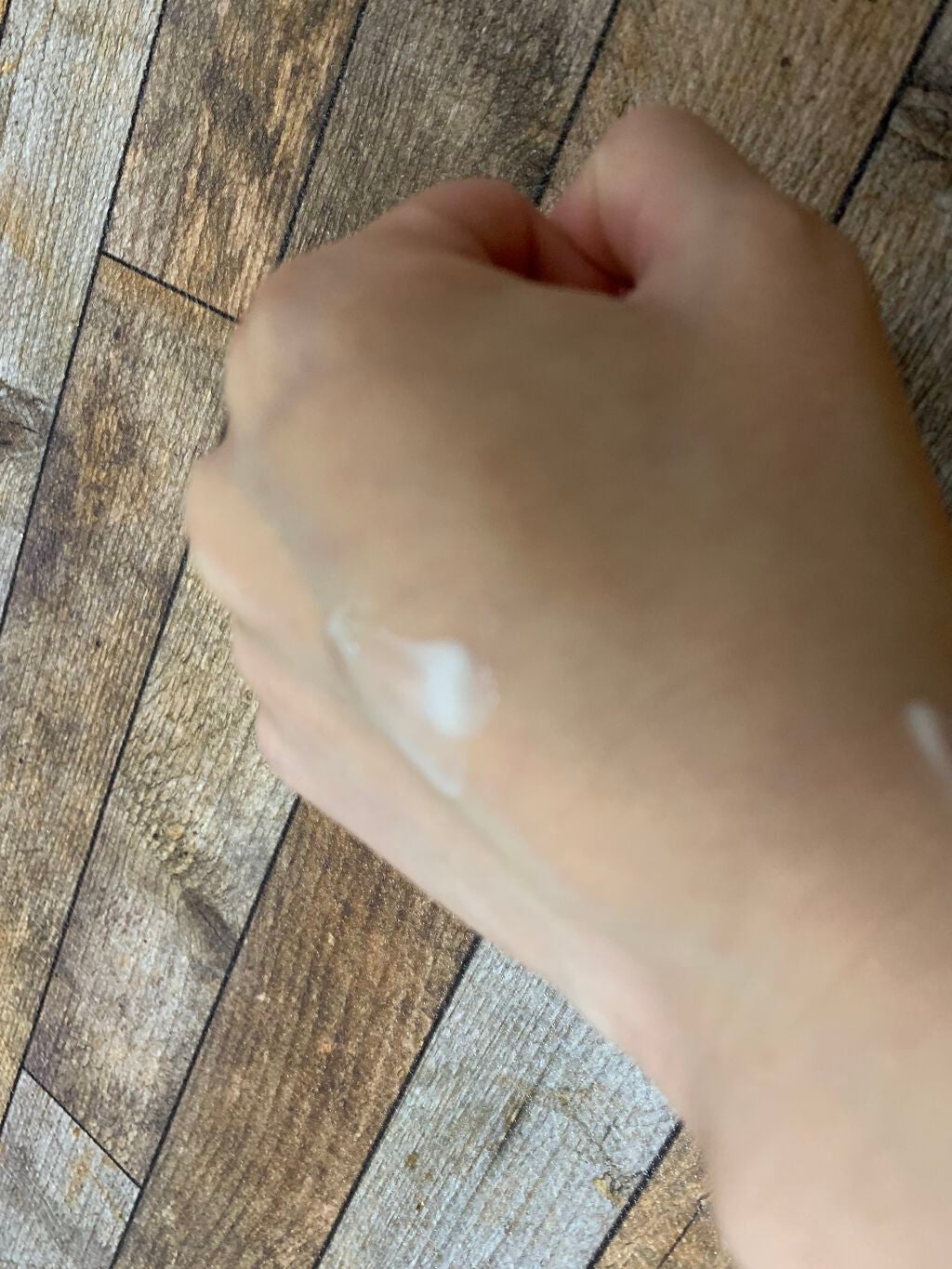 ピュアアルテミシア カーミングウォータークリーム/HANYUL(ハンユル)/フェイスクリームを使ったクチコミ(3枚目)