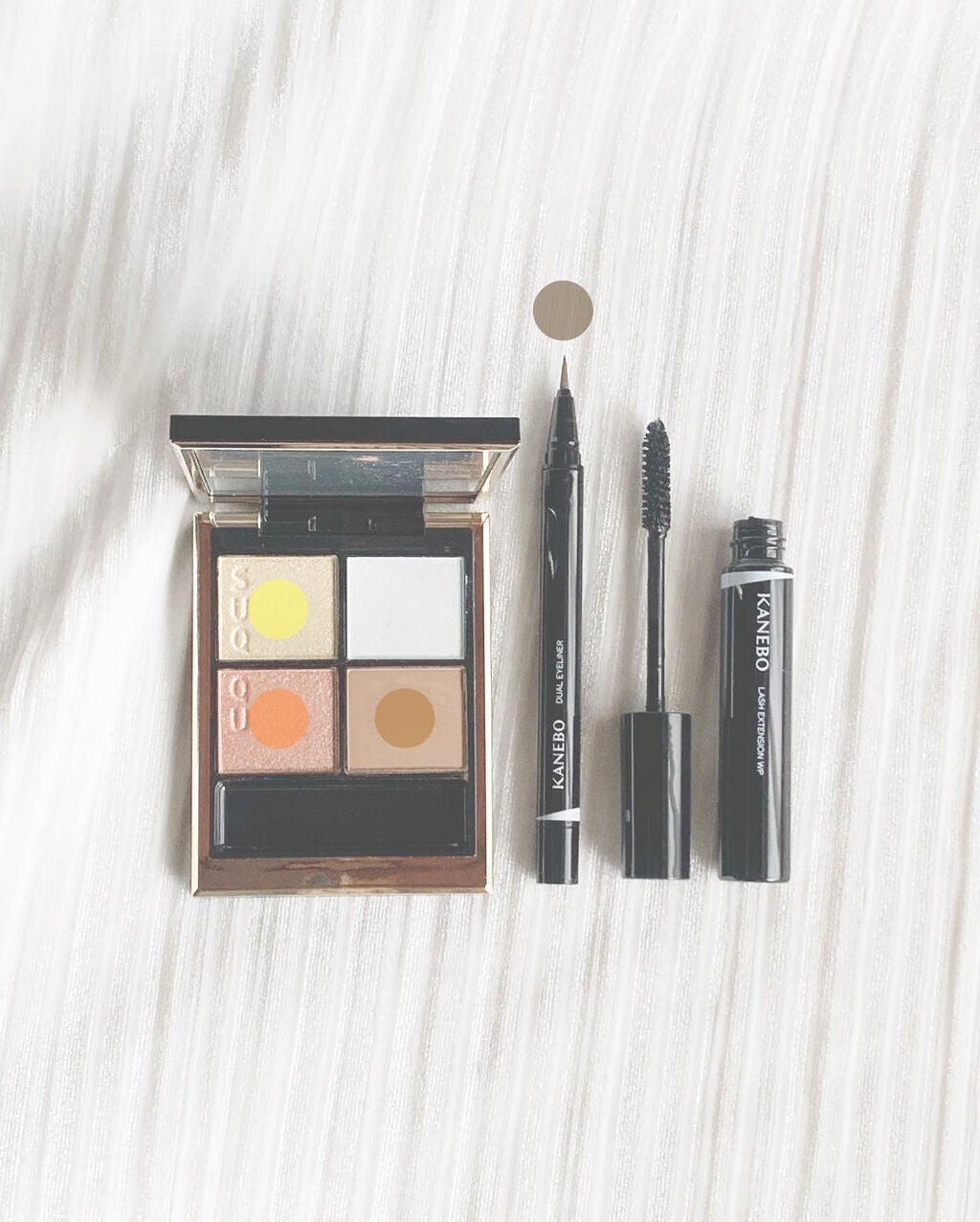 シグニチャー カラー アイズ/SUQQU/アイシャドウパレットを使ったクチコミ(4枚目)