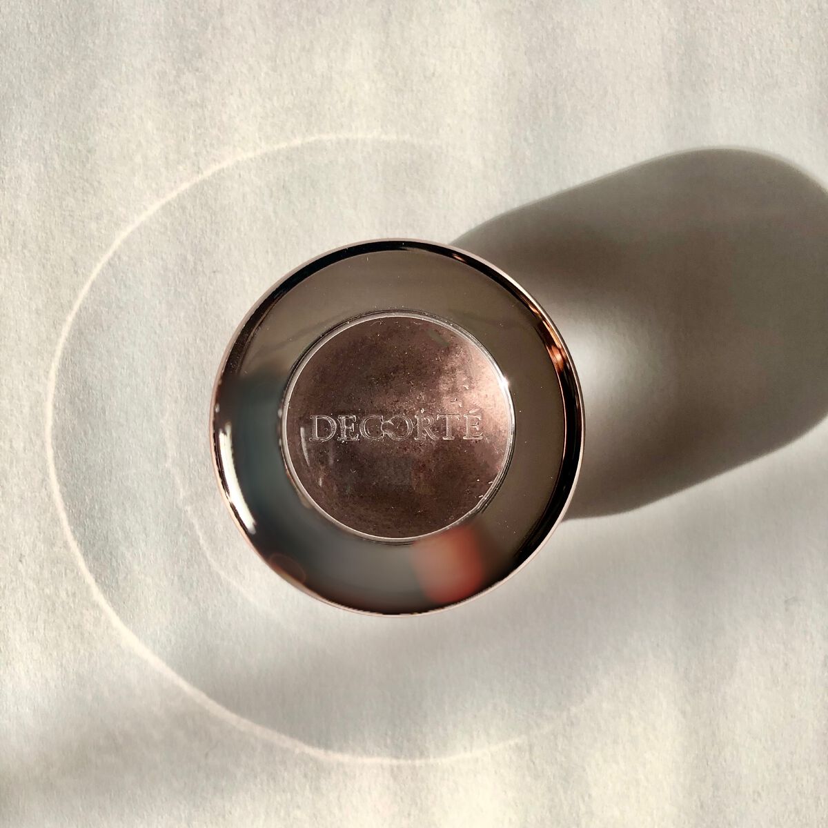 ☀️朝の時短アイシャドウ☀️ひど撫でするだけアイグロウジェム

✼••┈┈••✼••┈┈••✼••┈┈••✼••┈┈••✼



■アイグロウジェムBE882

　参考価格2,960円　容量6g  全30色


これ一つで目元が艶っとして華