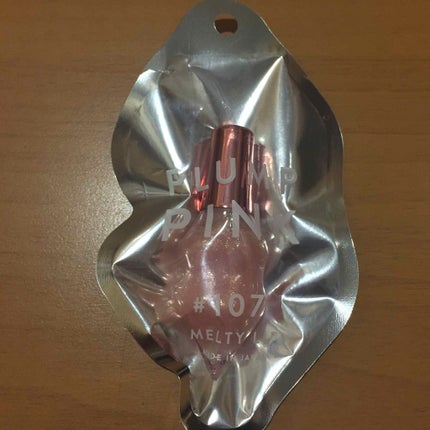 LIP38℃ +UnFrame<ホログラフィック>/UZU BY FLOWFUSHI/リップグロスを使ったクチコミ(3枚目)