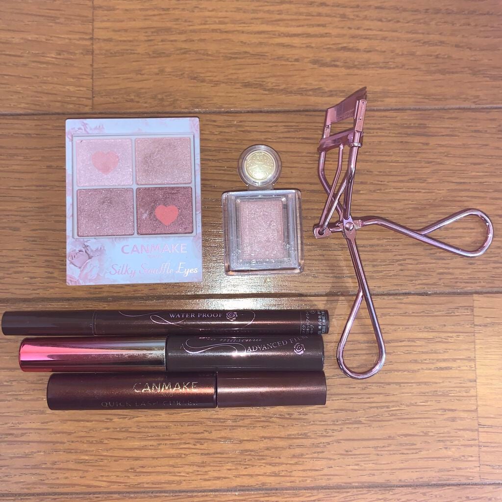 シャドーカスタマイズ/MAJOLICA MAJORCA/単色アイシャドウを使ったクチコミ(2枚目)