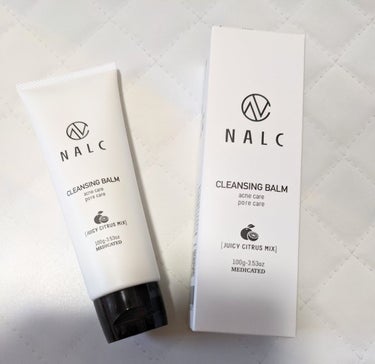 NALC 薬用クレンジングバームのクチコミ「NALC 薬用クレンジングバーム


白いバームが肌の温度でなめらかに溶けてメイクとスルスル馴.....」（2枚目）