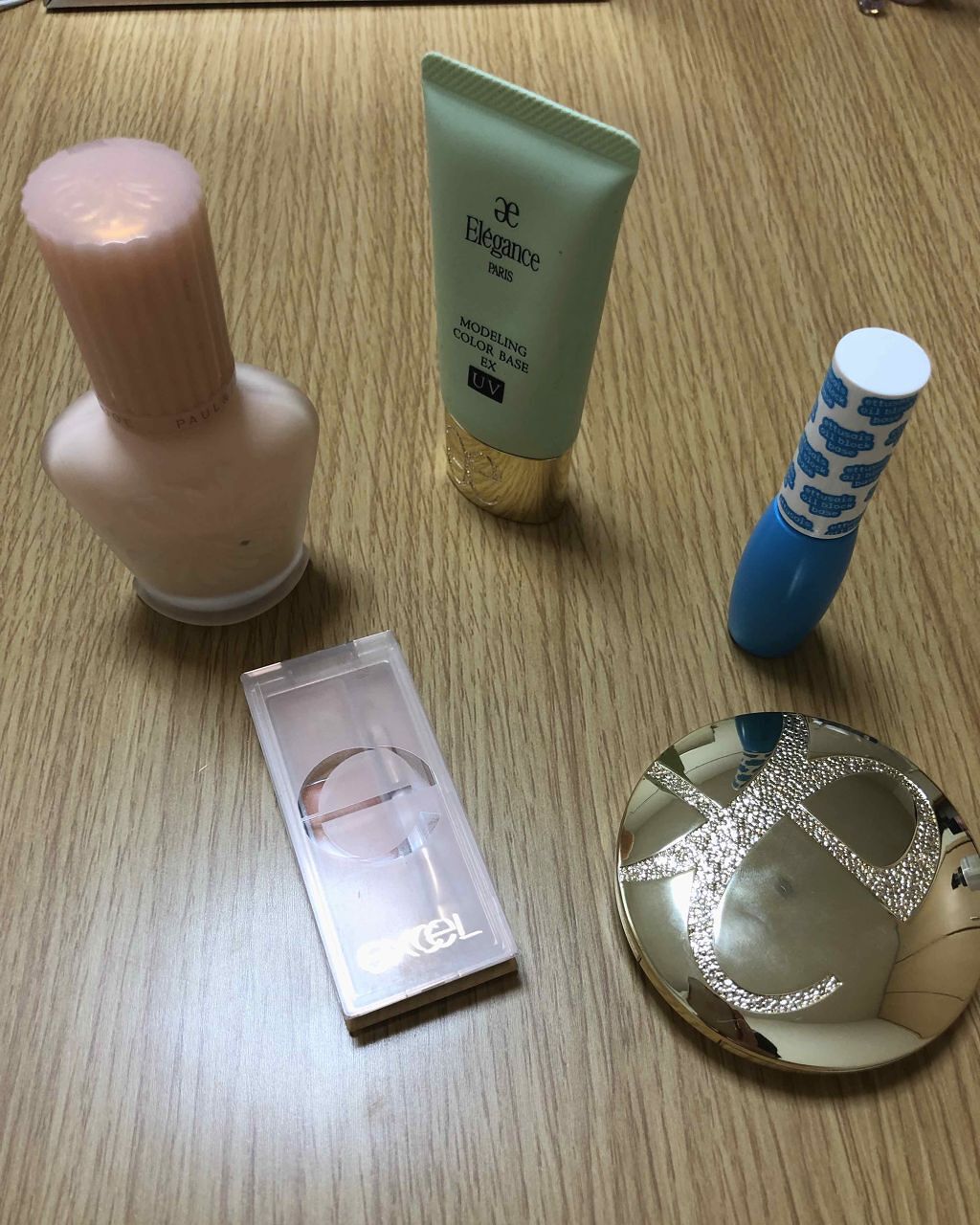 ラ プードル オートニュアンス/Elégance/プレストパウダーを使ったクチコミ(1枚目)