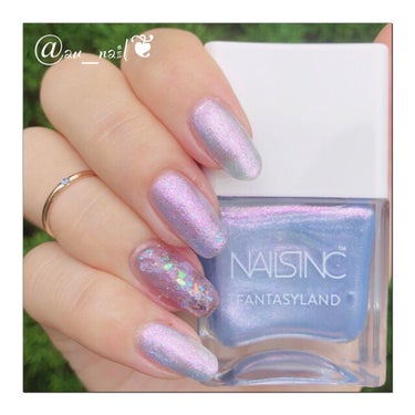 nails inc. シーイング スターズ デュオ キットのクチコミ「・
❤︎キラキラシンプルネイル❤︎
・
こないだ、大阪であいかちんとお揃いで
買ったネイルズイ.....」（1枚目）