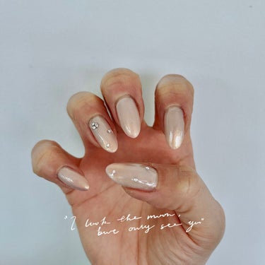 mica パールプラススプレーのクチコミ「💅✨

@mica_nail_official さんの
パールプラススプレーで綺麗に
上品な仕.....」（1枚目）