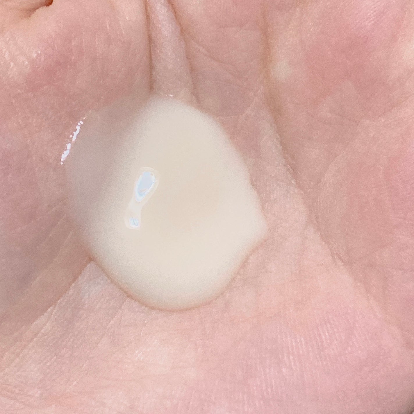 スーパーリッチシャイン ダメージリペア とろとろ補修ヘアクリーム/LUX/アウトバストリートメントを使ったクチコミ(3枚目)