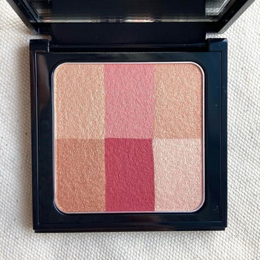 BOBBI BROWN ブライトニング ブリックのクチコミ「- ̗̀ ♡ ̖́-

#購入品紹介
BOBBI BROWN
ブライトニング ブリック 
クラ.....」（2枚目）