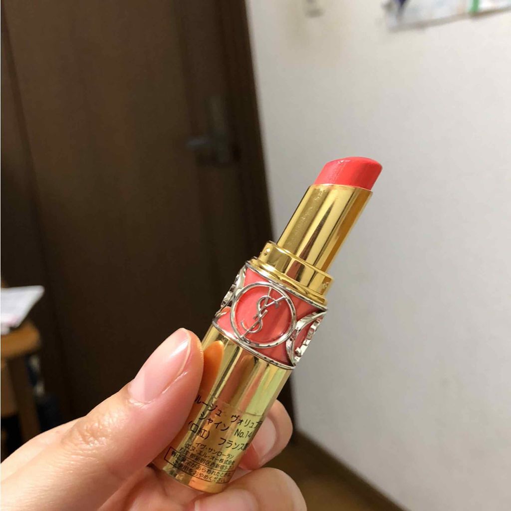 ルージュ ヴォリュプテ シャイン/YVES SAINT LAURENT BEAUTE/口紅を使ったクチコミ(2枚目)