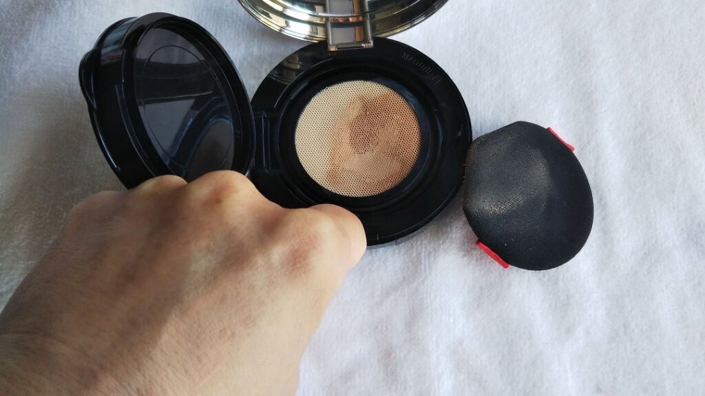 ドラマティックジェリーコンパクト/マキアージュ/クッションファンデーションを使ったクチコミ(3枚目)