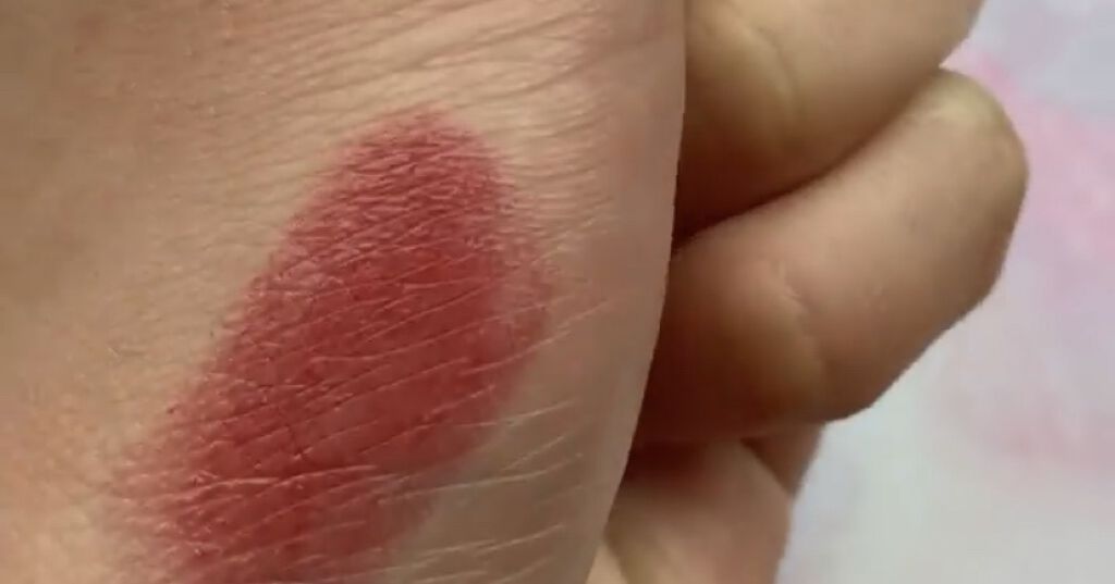 ステイオンバームルージュ/キャンメイク/口紅を使ったクチコミ（2枚目）