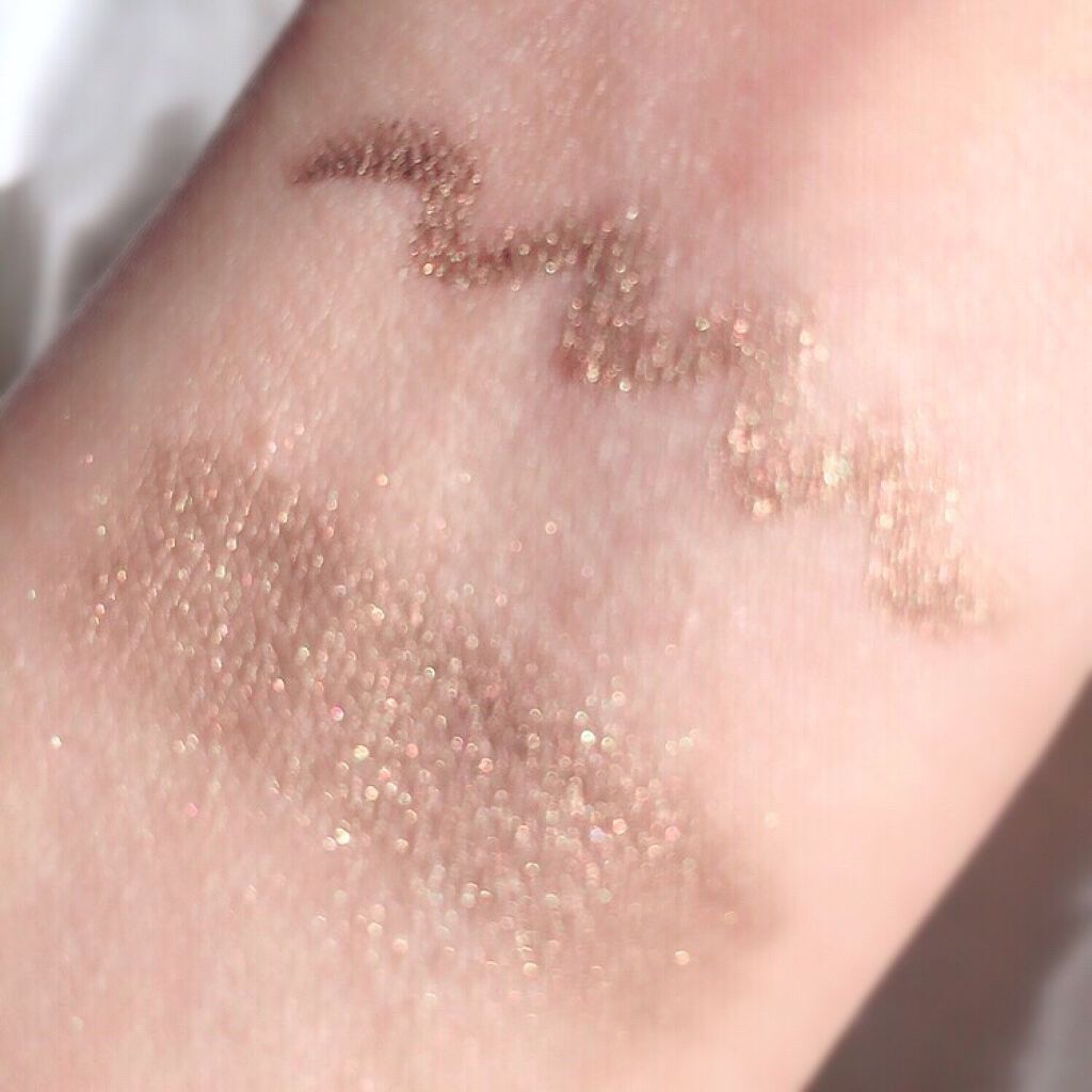 アヴァンセ ジョリ・エ ジョリ・エ クリーミィカラーライナー/アヴァンセ/ペンシルアイライナーを使ったクチコミ(4枚目)