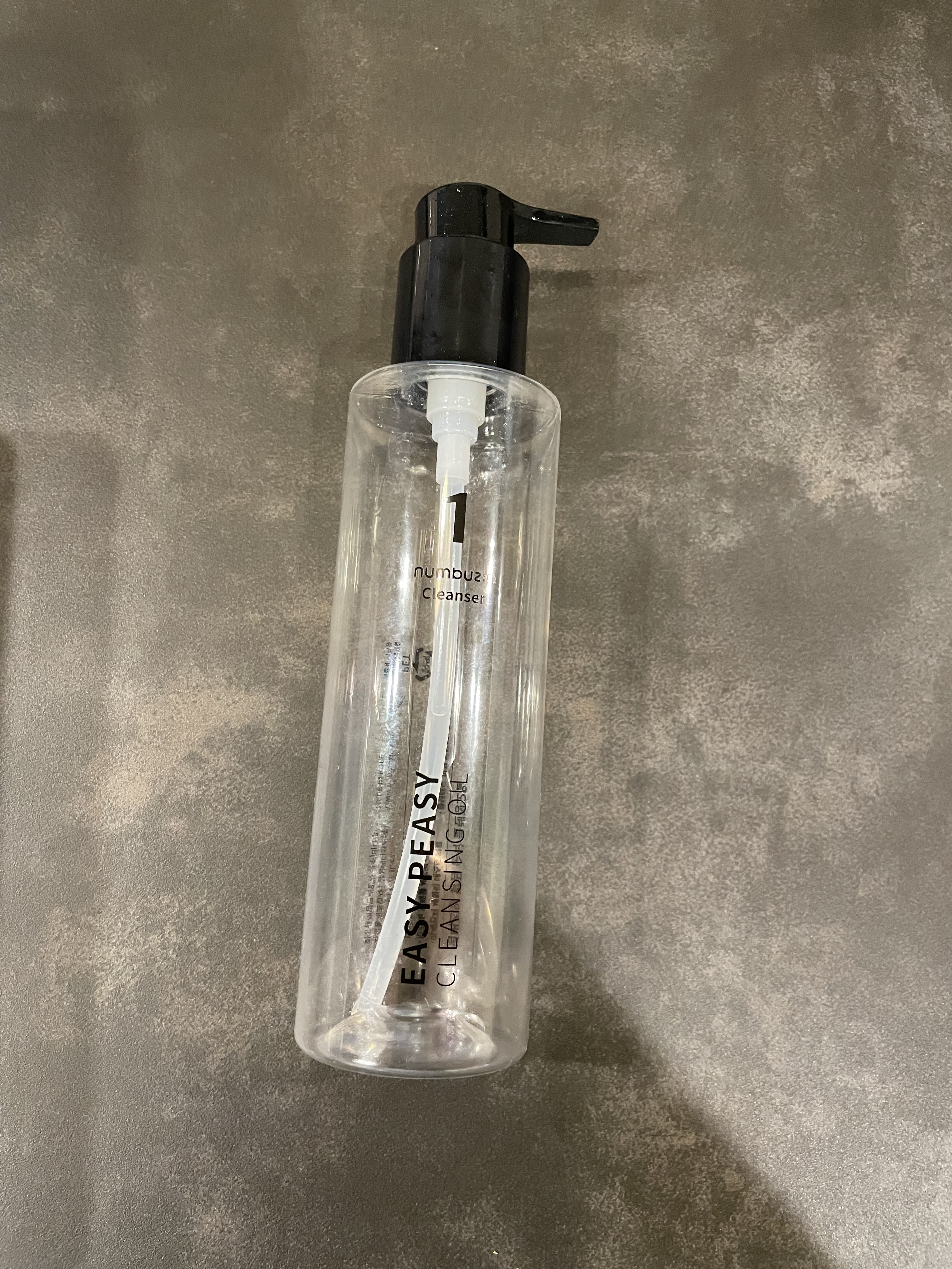 1番 さっぱりすっきりクレンジングオイル 400ml/numbuzin/オイルクレンジングを使ったクチコミ（1枚目）