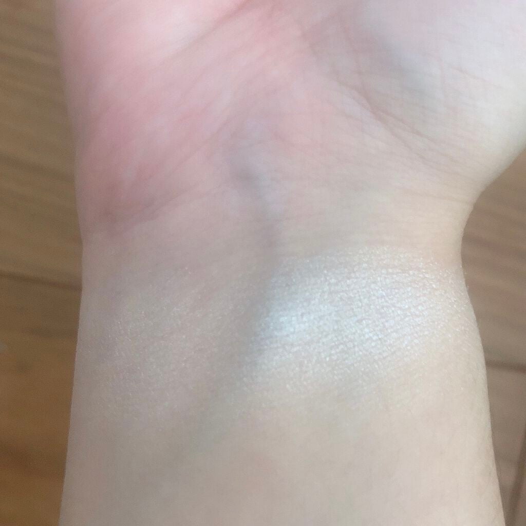 パールグロウハイライト/CEZANNE/パウダーハイライトを使ったクチコミ(2枚目)