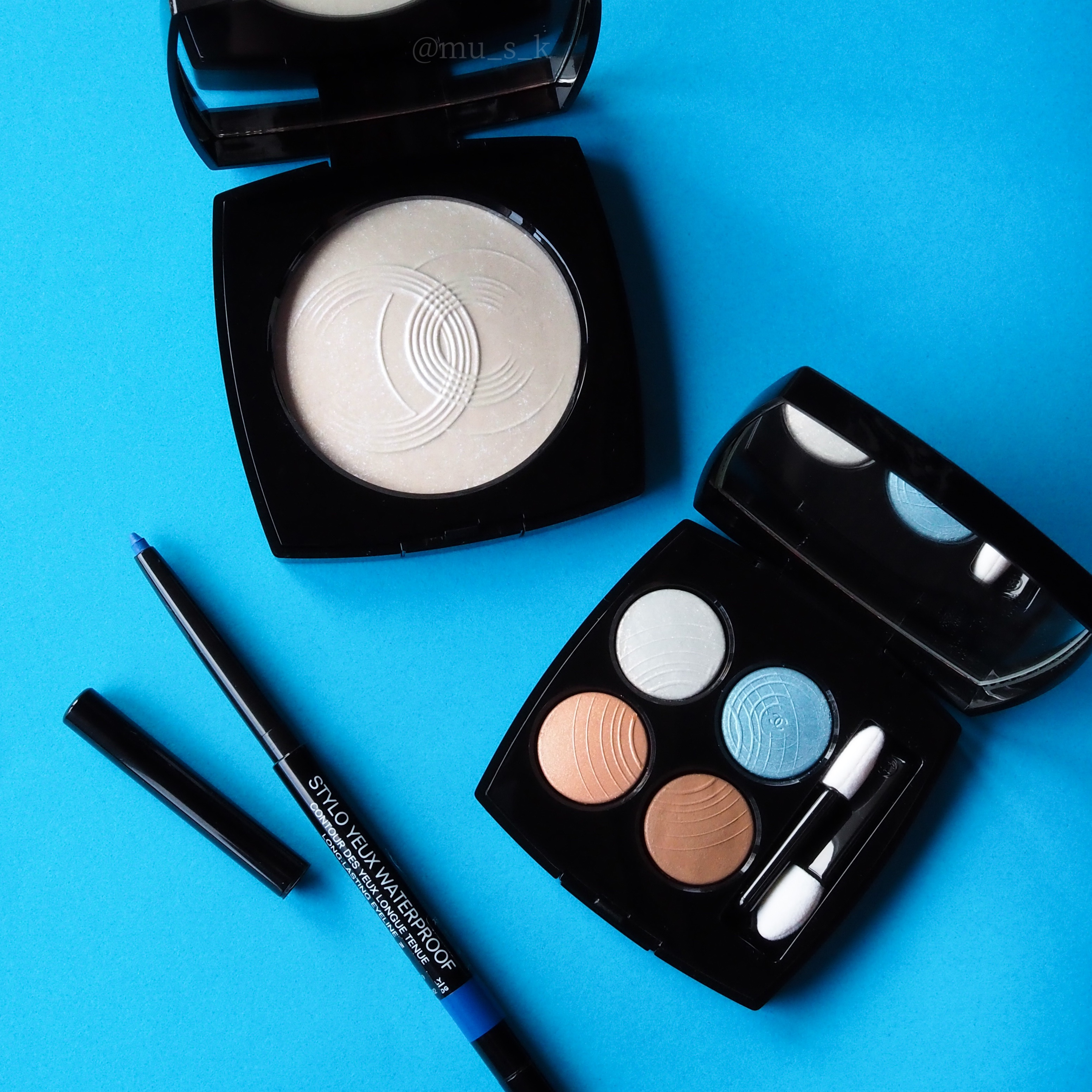 未使用　CHANEL  アイシャドウ・リップ 限定アイシャドウパレット】レ キャトル オンブル｜CHANELの