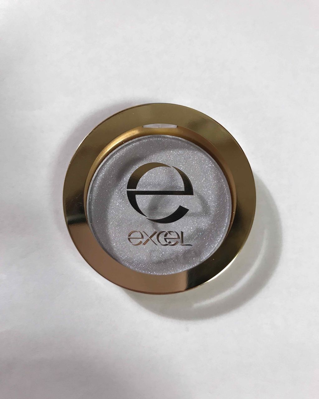 シャイニーシャドウ N/excel/単色アイシャドウを使ったクチコミ（1枚目）