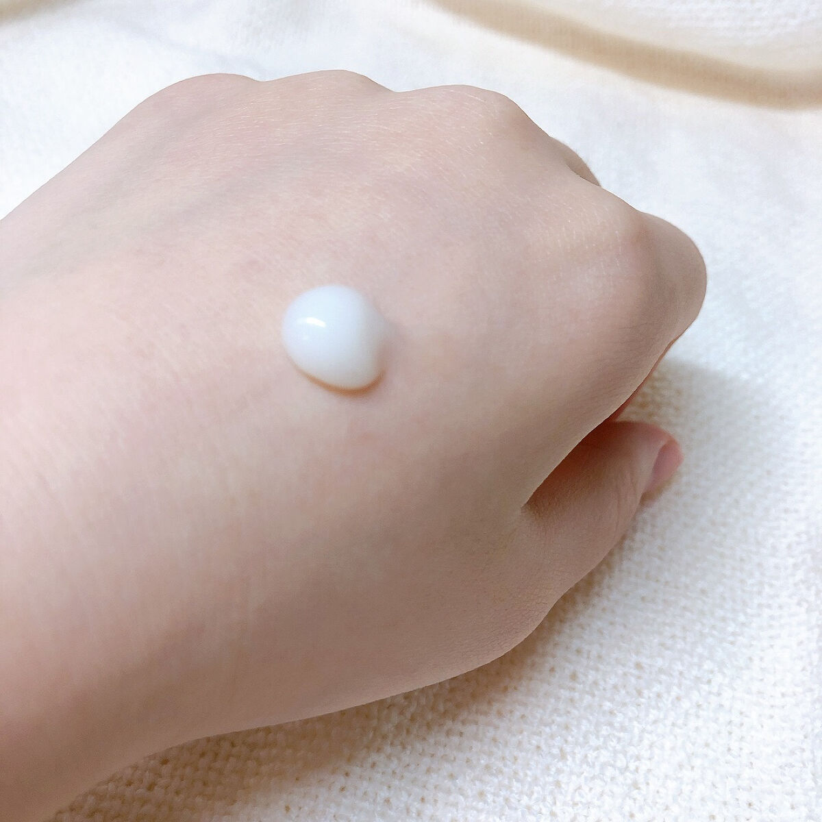 ビタミン ヒアルロニック ジェルクリーム/BIOHEAL BOH/オールインワン化粧品を使ったクチコミ（3枚目）