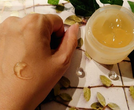 リバイタライジング濃密ジェル/スキンケールド/オールインワン化粧品を使ったクチコミ(3枚目)