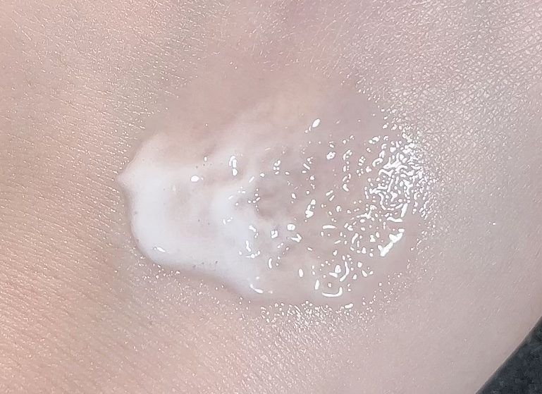 パフュームヘアパックインミスト Pink Breeze/Daleaf/アウトバストリートメントを使ったクチコミ（2枚目）